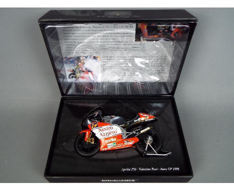 Minichamps Valentino Rossi - a 1:12 scale diecast model, Aprilia 250cc, Assen GP 1998, mint in box with all internal packing 