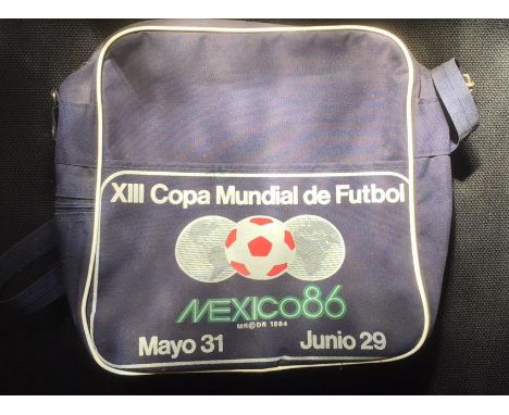 World Cup Football Item. A press issue handbag / satchel for the 1986 World Cup held in Mexico with shoulder strap, official 