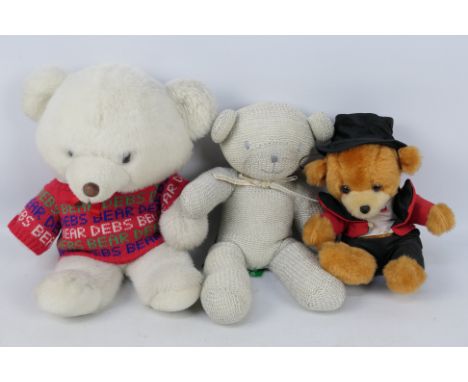 Debenhams, United Colors of Benetton, Other - 3 x bears - Lot includes a white-coloured Debenhams mohair bear with plastic ey