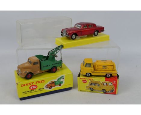 Dinky Toys - Three boxed Dinky Toy model vehicles. Lot consists of Dinky Toys #430 Commer Breakdown with windows (restrung br