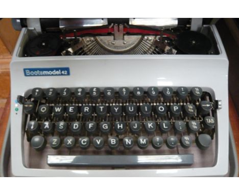 Cased Boots model 42 typewriter 