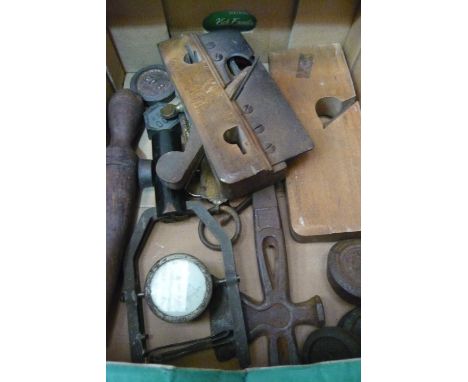 Tools, weights etc. 