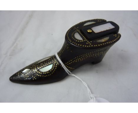 A 19th century gilt inlaid treen boot snuff box