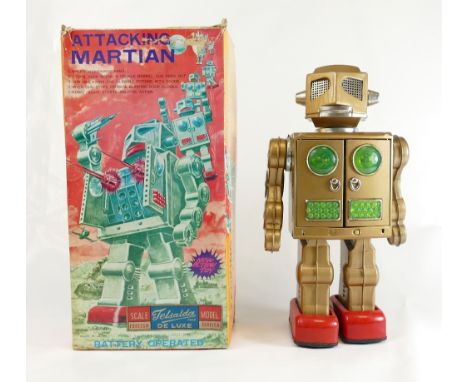 SH Horikawa Gold Attacking Martian Robot made in Japan (battery operated boxed item)