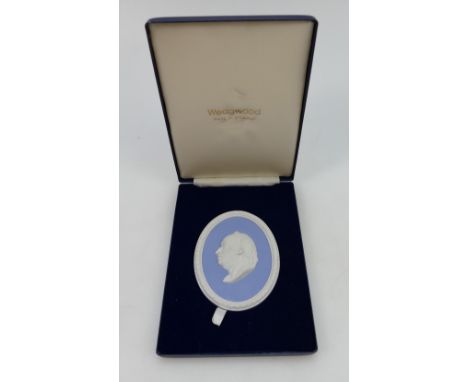 Wedgwood Blue Jasper Portrait Medallion of Dr Samuel Johnson, circa 1961. Boxed. 11cm