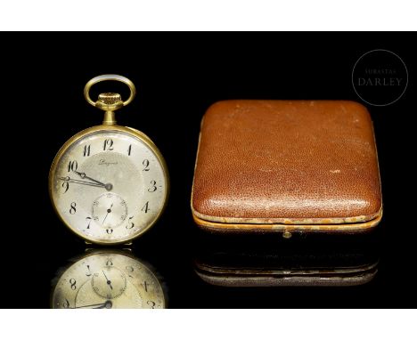 18kt yellow gold pocket watch, Grand Prix Paris 1900 model, with original period case. Size: 48 x 10 mmWeight: 64.4 g