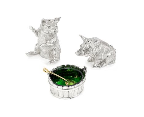 A novelty silver pig cruet setJ &amp; MS, London 2018The salt modelled as a seated pig, the pepper as an upright seated pig w