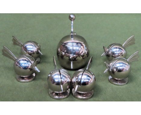 Pretty silver plated table setting Inc. tea light holder and six

reasonable used condition 