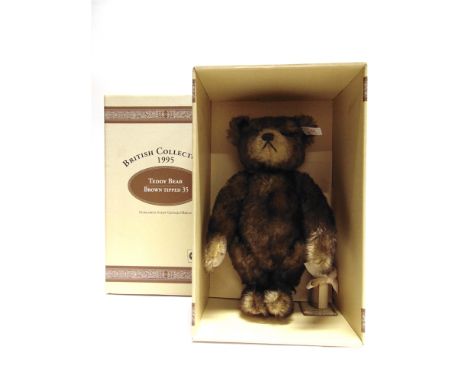 A STEIFF COLLECTOR'S TEDDY BEAR, 'TEDDY BEAR BROWN TIPPED 35'  (for British Collector's 1995), brown tipped, limited edition 