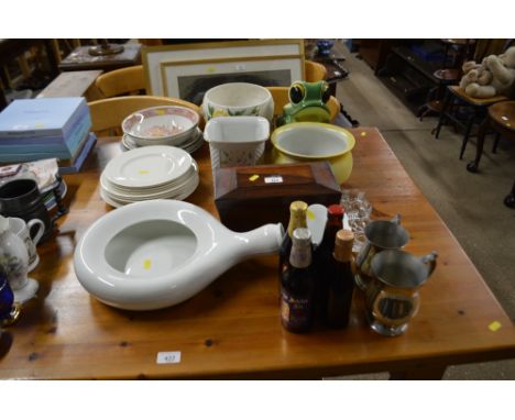 A 19th Century rosewood tea caddy; two tankards; four bottles of ale; various decorative china; jardinieres and plates etc