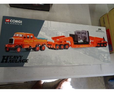 Boxed Corgi Classics Heavy Haulage diecast ltd edition vehicle 1:50 scale 17603 with certificate in unused condition