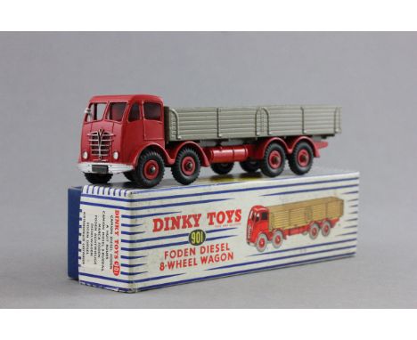 Boxed Dinky 901 Foden Diesel 8 Wheel Wagon with red cab and dark grey trailer and red hubs in vg condition and gd box, name s