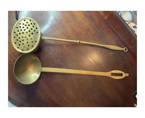 KITCHENALIA - 19th CENTURY BRASS CHESTNUT ROASTER &amp; LADLE
2 nice pieces of Victorian kichenalia. A brass chestnut roaster