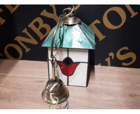 STAINED AND LEADED HALL LIGHT, CHAIN PLUS ROSE DECORATED WITH TULIP PATTERN
