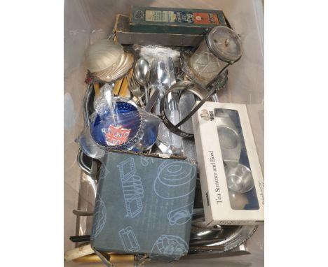 A BOX OF MISCELLANEOUS CUTLERY TO INCLUDE WALKER AND HALL JAM OR MARMALADE POT ETC