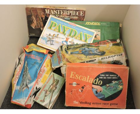 Assorted boxed games, to include Subbuteo table soccer 'Club Edition', Escalado, 'Masterpiece - The Art Auction Game', Totopo