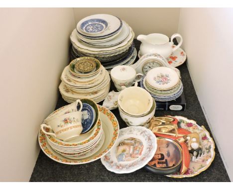 A quantity of decorative plates, a Wedgwood teaset, miscellaneous cups, saucers, dishes and an Anysley clock etc