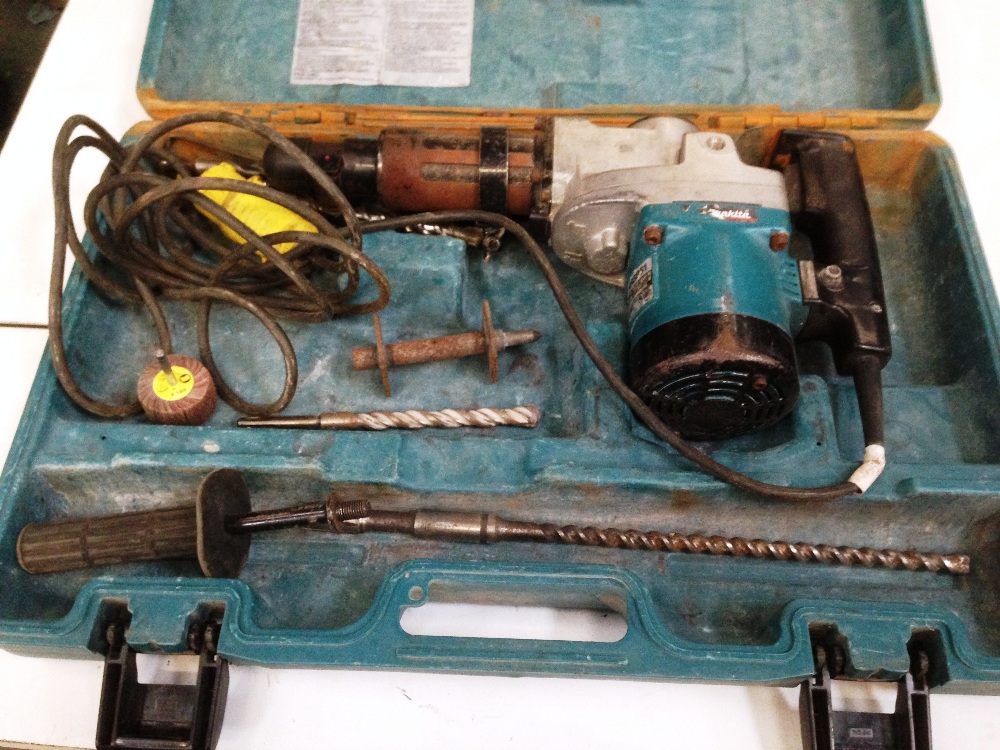Makita HR3851 rotary hammer drill in Rigid carry case 110V We urge