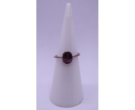 9ct gold amethyst set ring - Size H 