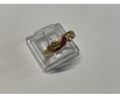 A 18ct gold and red and white stone ring 1.26g size L