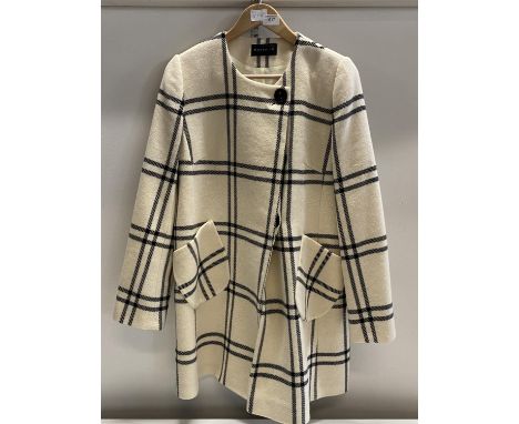A Mandolin ladies coat