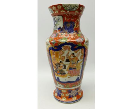 Japanese Meiji period vase decorated with Warriors in panel on a brick red ground, with six figure character mark to base, H4
