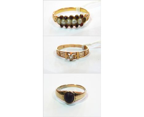 Gold-coloured metal and amethyst-coloured stone ring set cabochon stone, gold-coloured metal pearl and redstone ring and gold