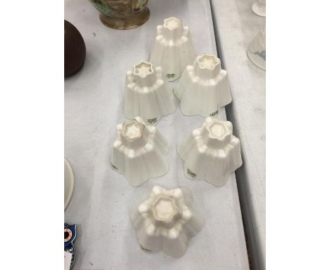 SIX VINTAGE SHELLEY JELLY MOULDS HEIGHT APPROX 7CM 