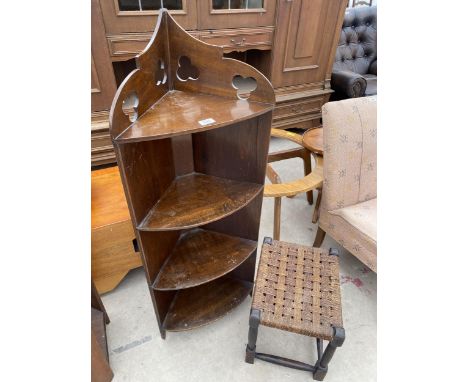 AN EDWARDIAN FOUR TIER CORNER DISPLAY SHELF AND A SMALL STOOL 