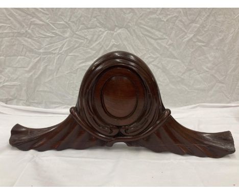 A MAHOGANY DECORATIVE ITEM 