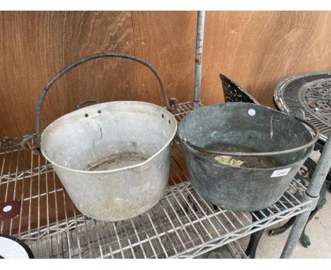 A VINTAGE BRASS JAM PAN AND A STAINLESS STEEL JAM PAN 