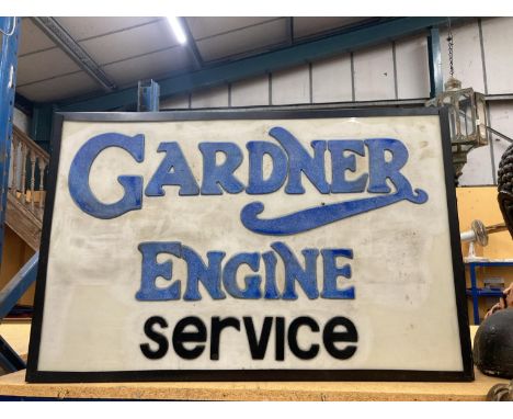 A LARGE GARDNER ENGINE SERVICE ILLUMINATED LIGHT BOX SIGN 78 CM X 50 CM X 10 CM 