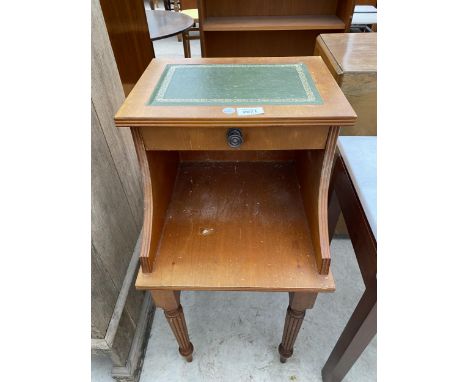 A MODERN YEW WOOD TELEPHONE TABLE WITH INSET LEATHER TOP, 14" WIDE 