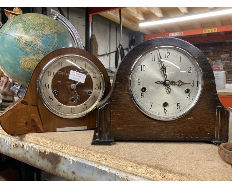 A TEAK CASED WHITTINGTON WESTMINSTER CHIME MANTLE CLOCK AND A SMITHS MAHOGANY CASED MANTLE CLOCK 