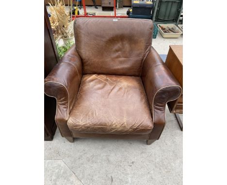 A MODERN LEATHER 'EDITIONS' LEATHER EASY CHAIR IN VINTAGE BROWN 