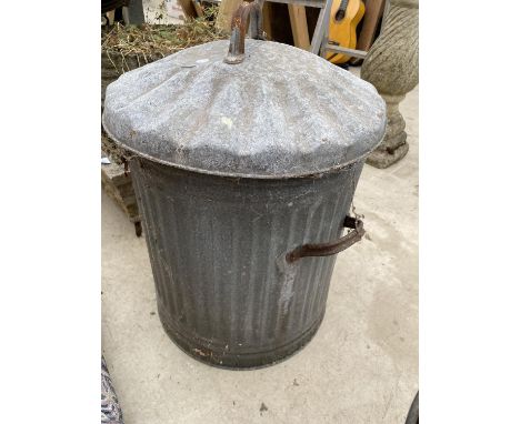 A VINTAGE GALVANISED DUST BIN/PLANTER 