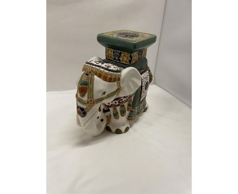 A CERAMIC ELEPHANT PLANT STAND HEIGHT 27CM, WIDTH 30CM 