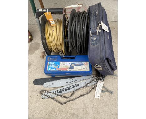 AN ASSORTMENT OF ITEMS TO INCLUDE EXTENSION LEADS, A FERM SANDER AND A COMPAQ LAPTOP ETC 