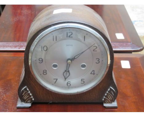 SMITHS OAK CASED MANTLE CLOCK 