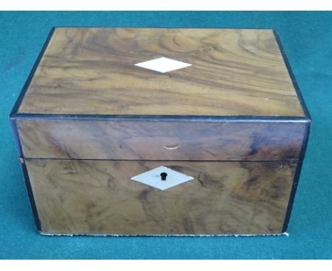 PRETTY WALNUT VENEERED TEA CADDY 
