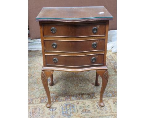 REPRODUCTION CHEST OF THREE DRAWERS 