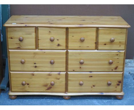 MODERN PINE CHEST OF EIGHT DRAWERS 