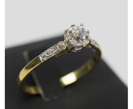 SOLITAIRE DIAMOND RING, 18K yellow gold, size R.