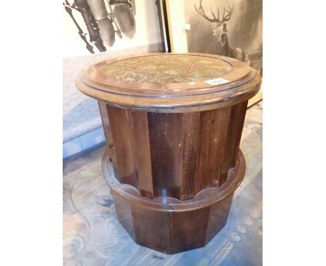 Georgian walnut commode with pull out step