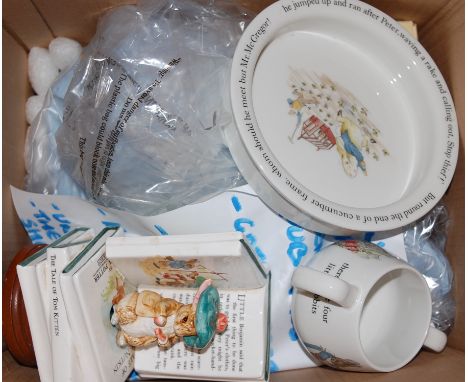 Mixed lot to include David Winter Model Cottages and Peter Rabbit Ceramics