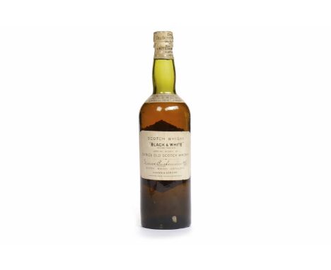 BLACK AND WHITE CHOICE OLD SCOTCH WHISKYBlended Scotch Whisky'By appointment distillers to HM the King & HRH the Prince of Wa