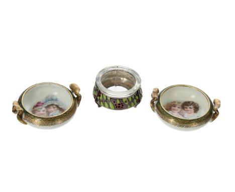 Pair of Russian Gardner Verbilki porcelain twin-handled miniature bowls, each decorated to the interior with portraits of chi