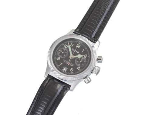 Poljot-Buran Herrenarmbanduhr, sog. Chronograph. Stahlgehäuse, schwarzes Ziffernblatt. Kleine Sekunde, Minutenzähler. Ausschn