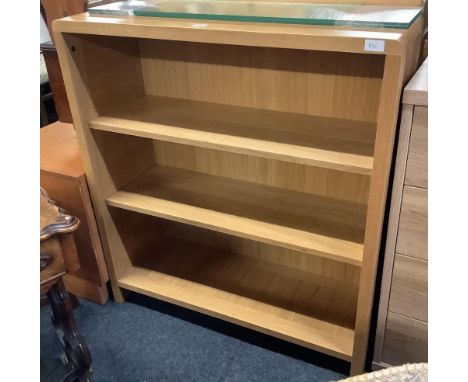 MODERN ERCOL OAK BOOKCASE WITH 3 SHELVES, 3ft WIDE