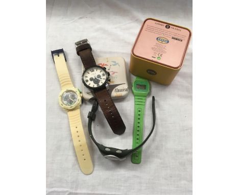 4 WATCHES TO INCL; A FOSSIL, CHRONOMETER, SWATCH &amp; 2 OTHERS